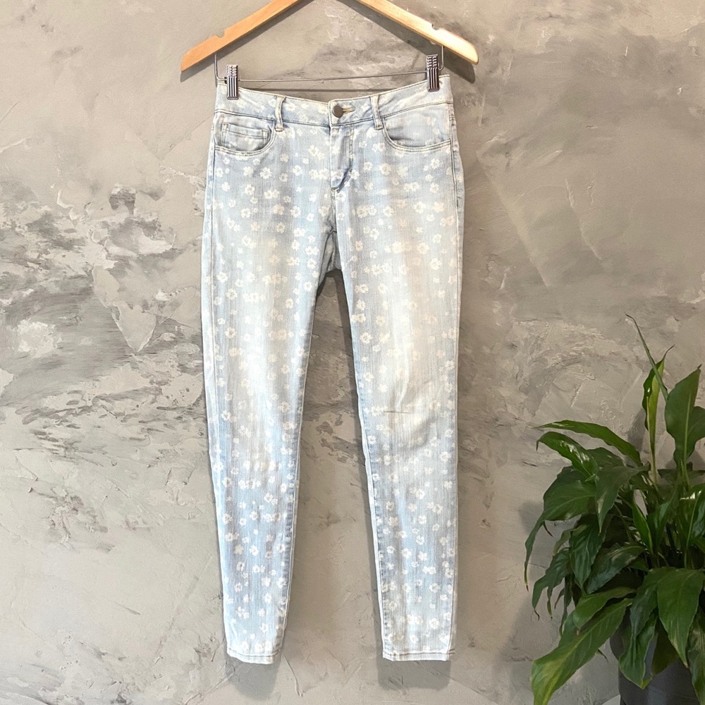Forever 21 light flower pattern jeans